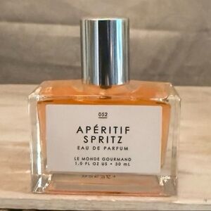 ⚡️Urban Outfitters Aperitif Spritz - 052